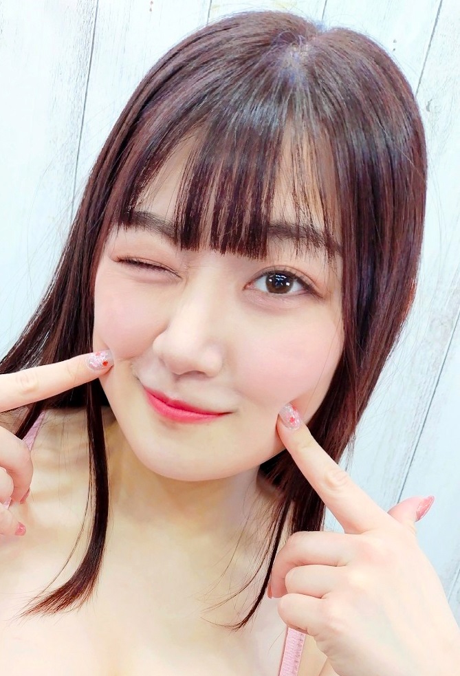 【1部】【30名様限定】11/03(月・祝)12:00～『小梅えな』サイン･撮影会イベント【ナチュラルハイ】