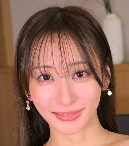 【50名】11/21(金)17:30～19:30★足立友梨★サイン・撮影会【ドリームチケット】