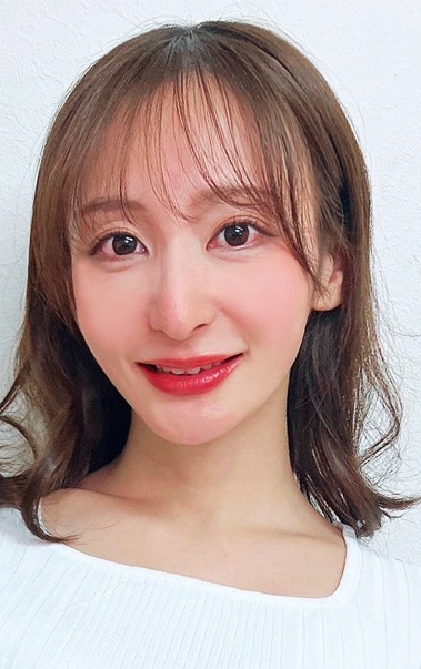 【限定30名様】1/15(木)17:30～『足立友梨』サイン･撮影会イベント【ナチュラルハイ】