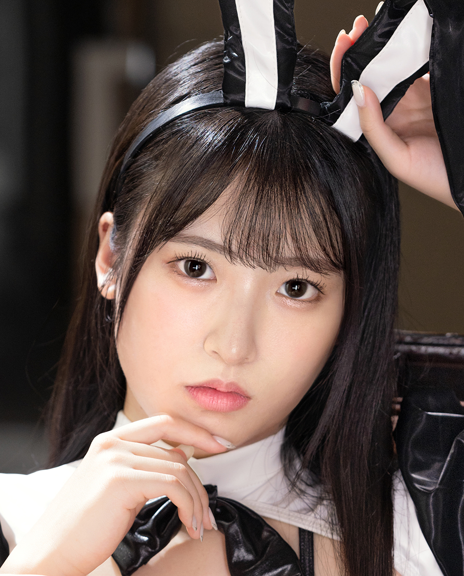 2/1(日) 16:30 〜　プレステージ専属　中森ななみイベント！